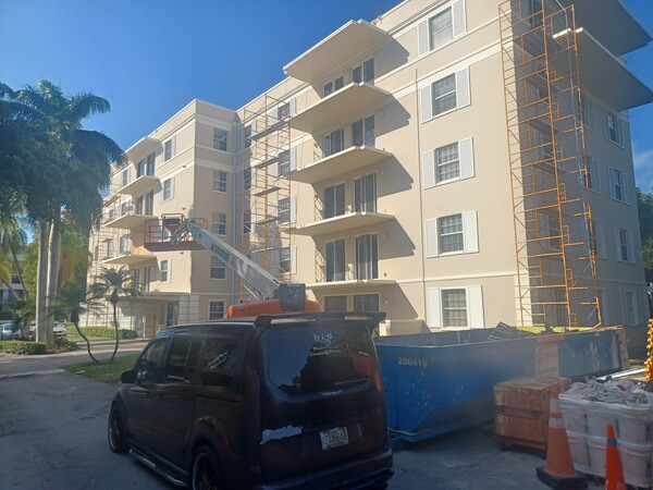 Exterior Repainting of Condo in Miami Beach, FL (1)